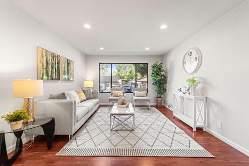 231 Galano Plz, Union City, CA, 94587-3743 | Card Image