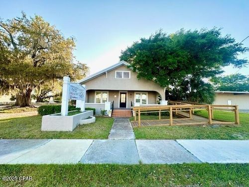 833 Harrison Ave, Panama City, FL, 32401-2525 | Card Image