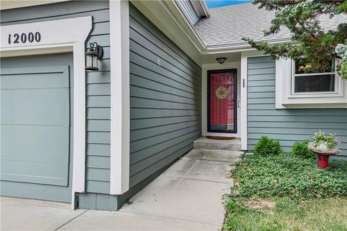12000 England St, Overland Park, KS, 66213-1535 | Card Image