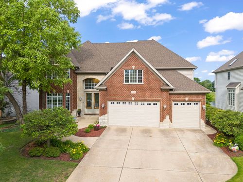 3316 Tall Grass Dr, Naperville, IL, 60564-4445 | Card Image