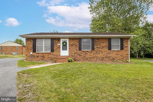 392 Walker Way, TIMBERVILLE, VA, 22853-9724 | Card Image