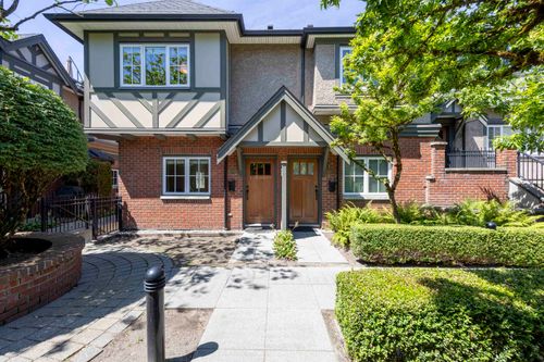 6139 Oak St, Vancouver, BC, V6M2W3 | Card Image