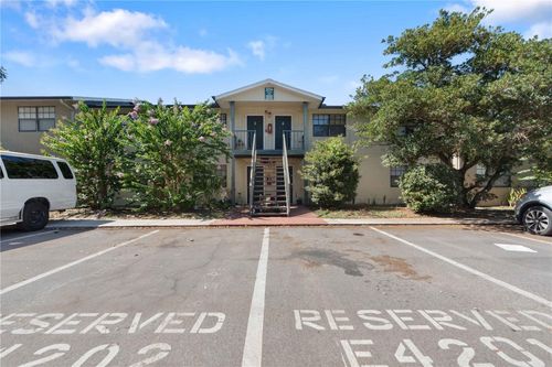 201-204 Pine Tulip Ct, TAMPA, FL, 33612-4352 | Card Image