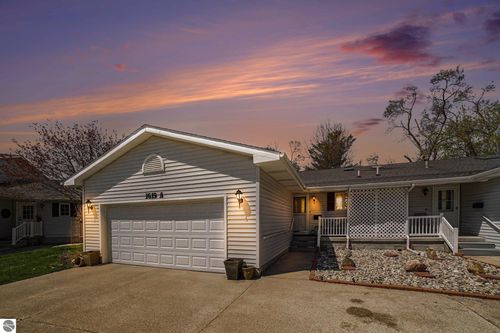 a-1619 E Gaylord St, Mt Pleasant, MI, 48858-6601 | Card Image