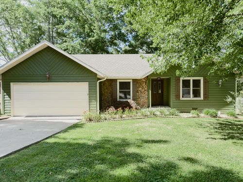 105 Horseshoe Ave, Nixa, MO, 65714-9140 | Card Image