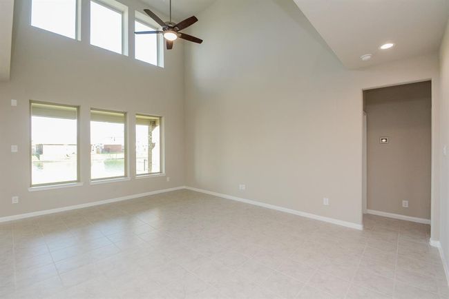 29639 Yaupon Shore Dr, House other with 4 bedrooms, 4 bathrooms and 2 parking in Spring TX | Image 9