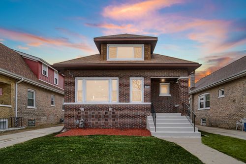 2114 S 10th Ave, Maywood, IL, 60153-3108 | Card Image