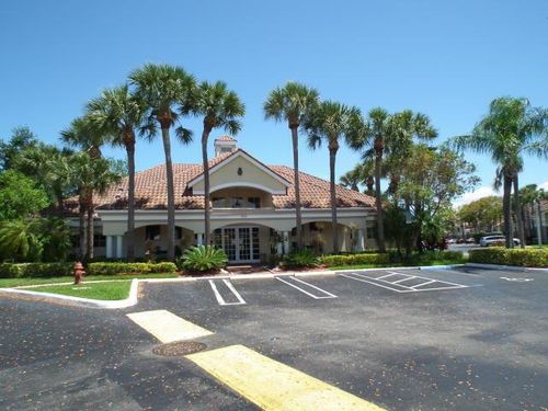 10-103-815 W Boynton Beach Blvd, Boynton Beach, FL, 33426-3665 | Card Image