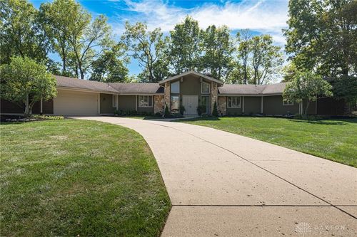1208 Hidden Oaks Dr, Washingtn Twp, OH, 45459-3203 | Card Image