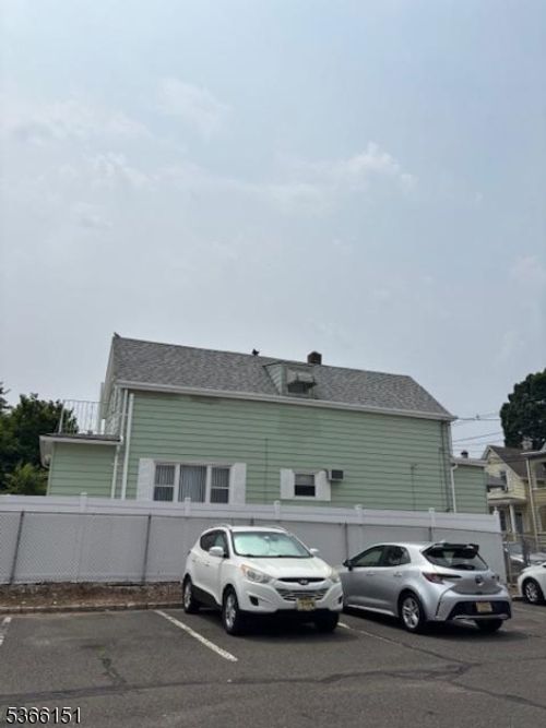 19 Center St, Clifton, NJ, 07011-3901 | Card Image