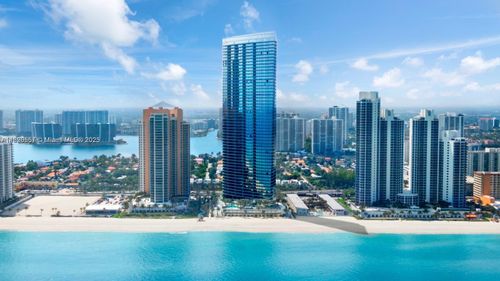 22-18975 Collins Ave, Sunny Isles Beach, FL, 33160-2300 | Card Image