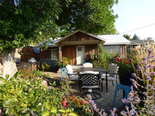 304 Pearl St, Pateros, WA, 98846 | Card Image