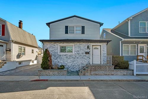 78 Claridge Ave, Elmont, NY, 11003-1507 | Card Image