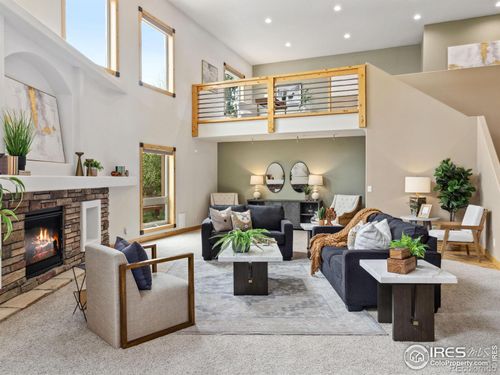 557 Grand Estates Dr, Estes Park, CO, 80517-8913 | Card Image