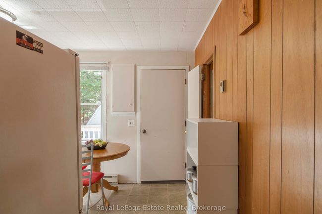 704 York Ave, House other with 3 bedrooms, 1 bathrooms and 6 parking in Sauble Beach ON | Image 23