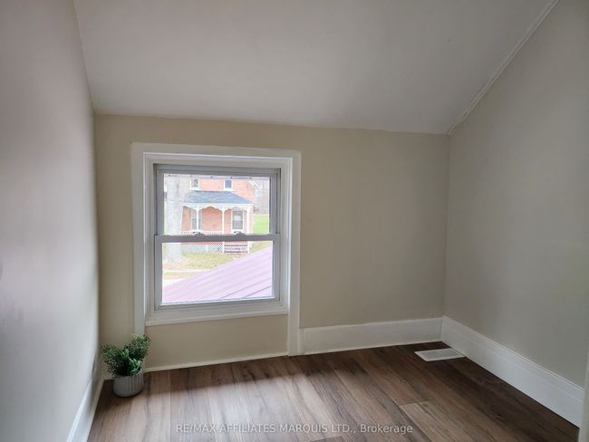 14 Oak St, House attached with 3 bedrooms, 2 bathrooms and 2 parking in Lancaster ON | Image 20