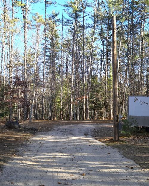 31 Sand Road, Naples, ME, 04055 | Card Image