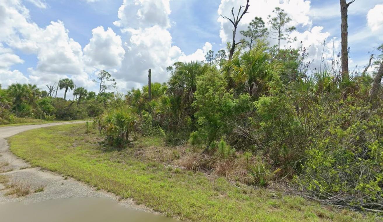 Land in NORTH PORT 2