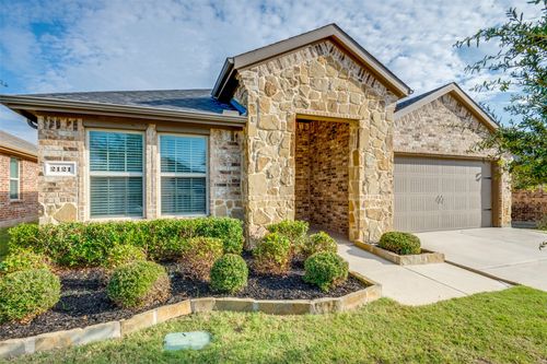 2121 Brisbon St, Fate, TX, 75189-0319 | Card Image