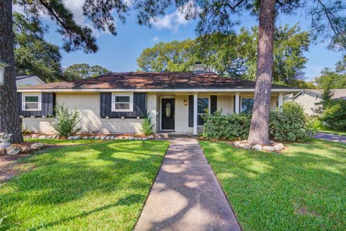 18222 Point Lookout Dr, Houston, TX, 77058-3517 | Card Image