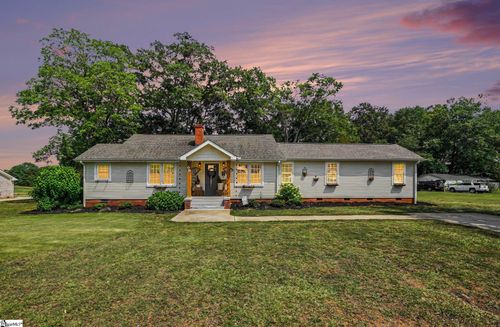 44 Wofford Road, Taylors, SC, 29687 | Card Image