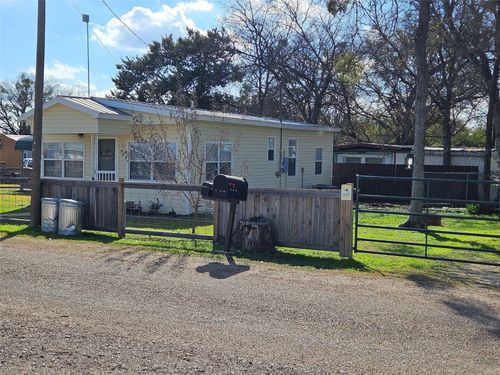 172 County Road 1313, Morgan, TX, 76671-3010 | Card Image