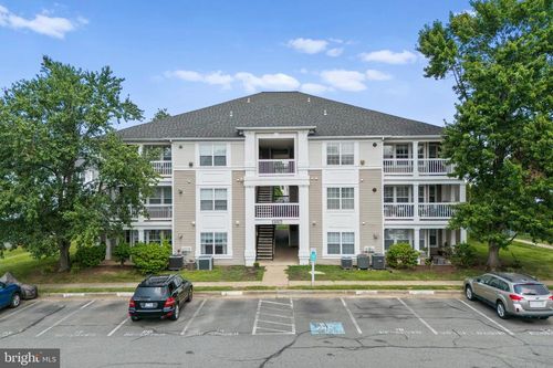apt-101-8083 Lacy Dr, MANASSAS, VA, 20109-7799 | Card Image