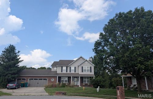 712 Lonnie Ct, O Fallon, IL, 62269-7408 | Card Image