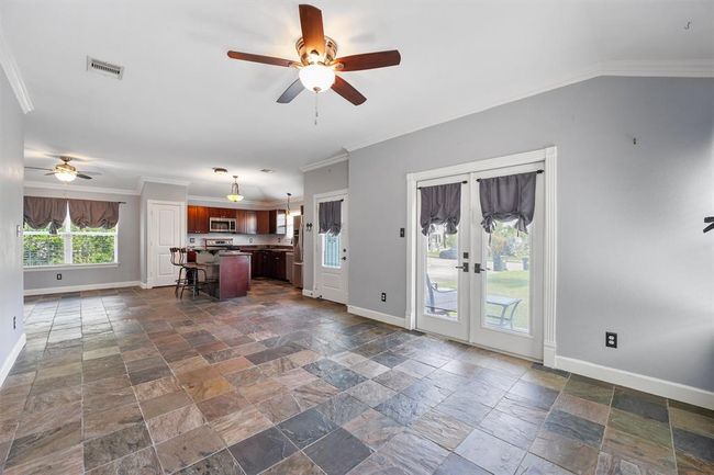 254 Debbie Ln, House other with 2 bedrooms, 2 bathrooms and null parking in San Leon TX | Image 12