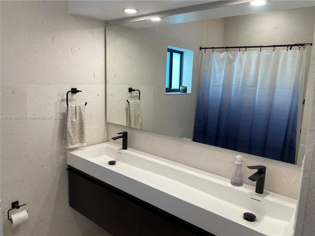 1028 88 Th St, House other with 5 bedrooms, 4 bathrooms and null parking in Surfside FL | Image 22