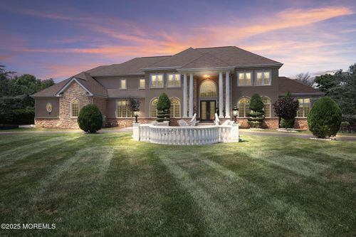 4 Crystal Ct, Manalapan, NJ, 07726-8881 | Card Image