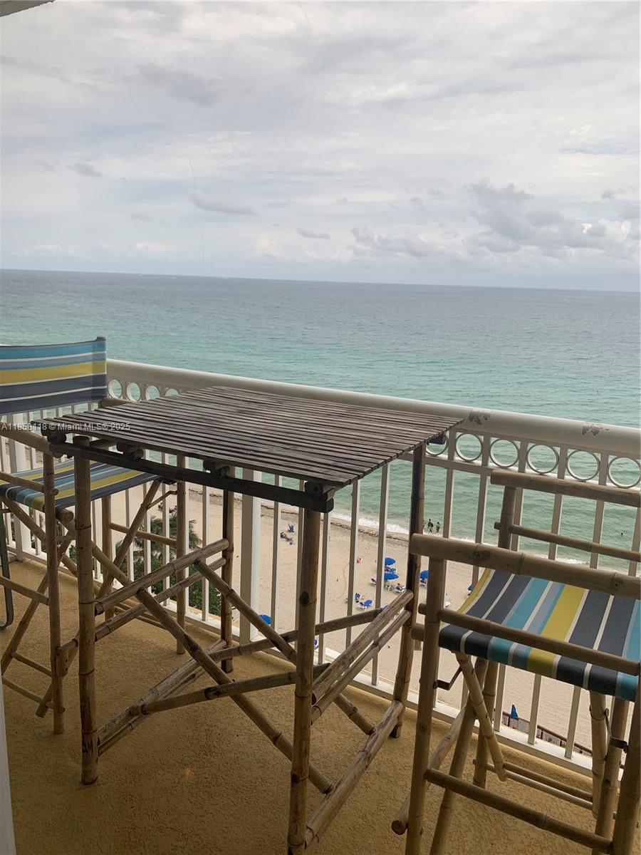 Residential Lease in Sunny Isles Beach 4