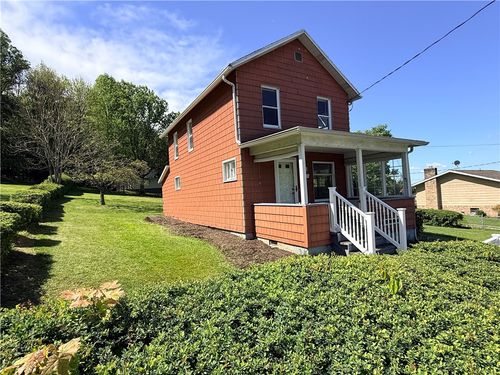 136 School St, Indiana, PA, 15701-2143 | Card Image