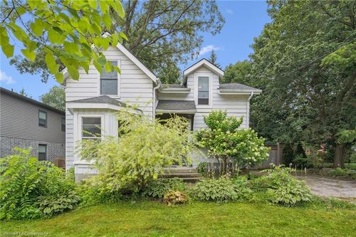 49 Dublin St S, Guelph, ON, N1H4M1 | Card Image
