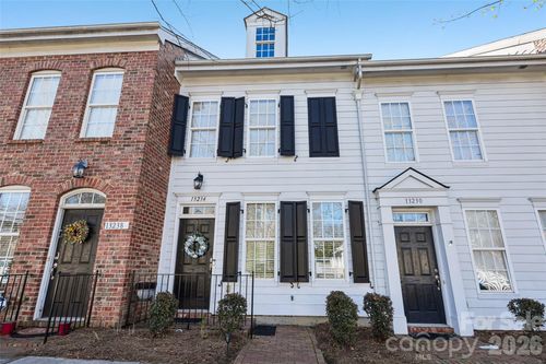 13234 Eastfield Village Ln, Charlotte, NC, 28269-2864 | Card Image