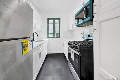 apt-4g-1569 Metropolitan Ave, Bronx, NY, 10462-6280 | Card Image