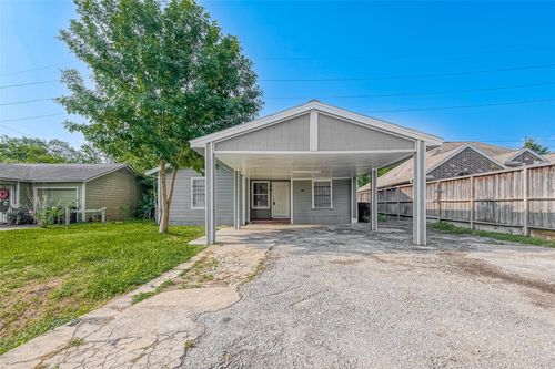 1114 Cresline St, Houston, TX, 77076-2833 | Card Image