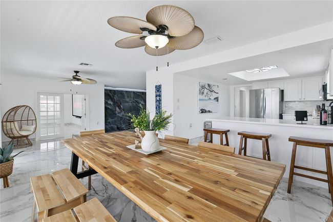 Dining | Image 12