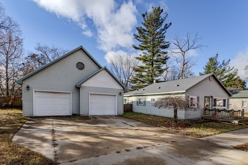 403 Erie St, Grayling, MI, 49738-1301 | Card Image