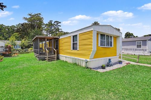 5 Crooked Island Cir, Murrells Inlet, SC, 29576-5735 | Card Image
