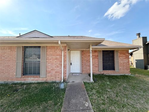 3813 William St, Sachse, TX, 75048-3901 | Card Image