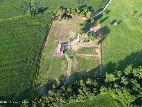 520 Blanche Rd, Falls of Rough, KY, 40119-6750 | Card Image