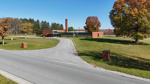 662 Airport Rd, Punxsutawney, PA, 15767-3713 | Card Image