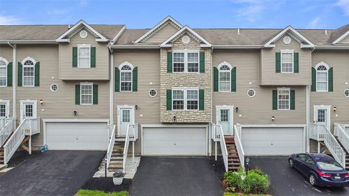 215 Mountain Dr, Carnegie, PA, 15106-2267 | Card Image