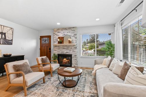 325 Endmoor Ct, San Jose, CA, 95119-1712 | Card Image