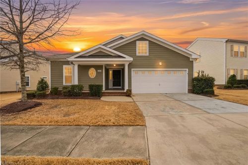 5107 Kings Grant Cir, Suffolk, VA, 23434-8349 | Card Image