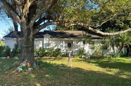 15021 Sw 154th Ter, Miami, FL, 33187-5596 | Card Image