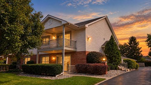 9827 Parkway Drive, Highland, IN, 46322 | Card Image