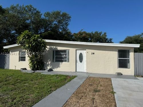 26 Virginia Rd, West Park, FL, 33023-5262 | Card Image