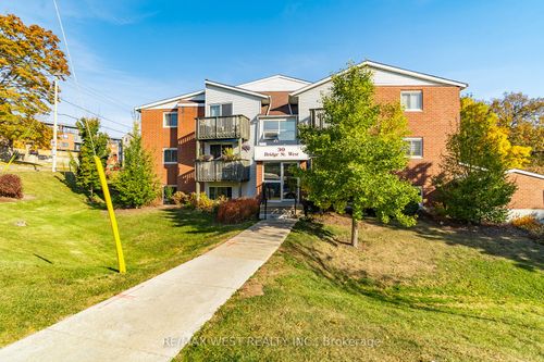 206-30 Bridge St W, Kitchener, ON, N2K1K4 | Card Image